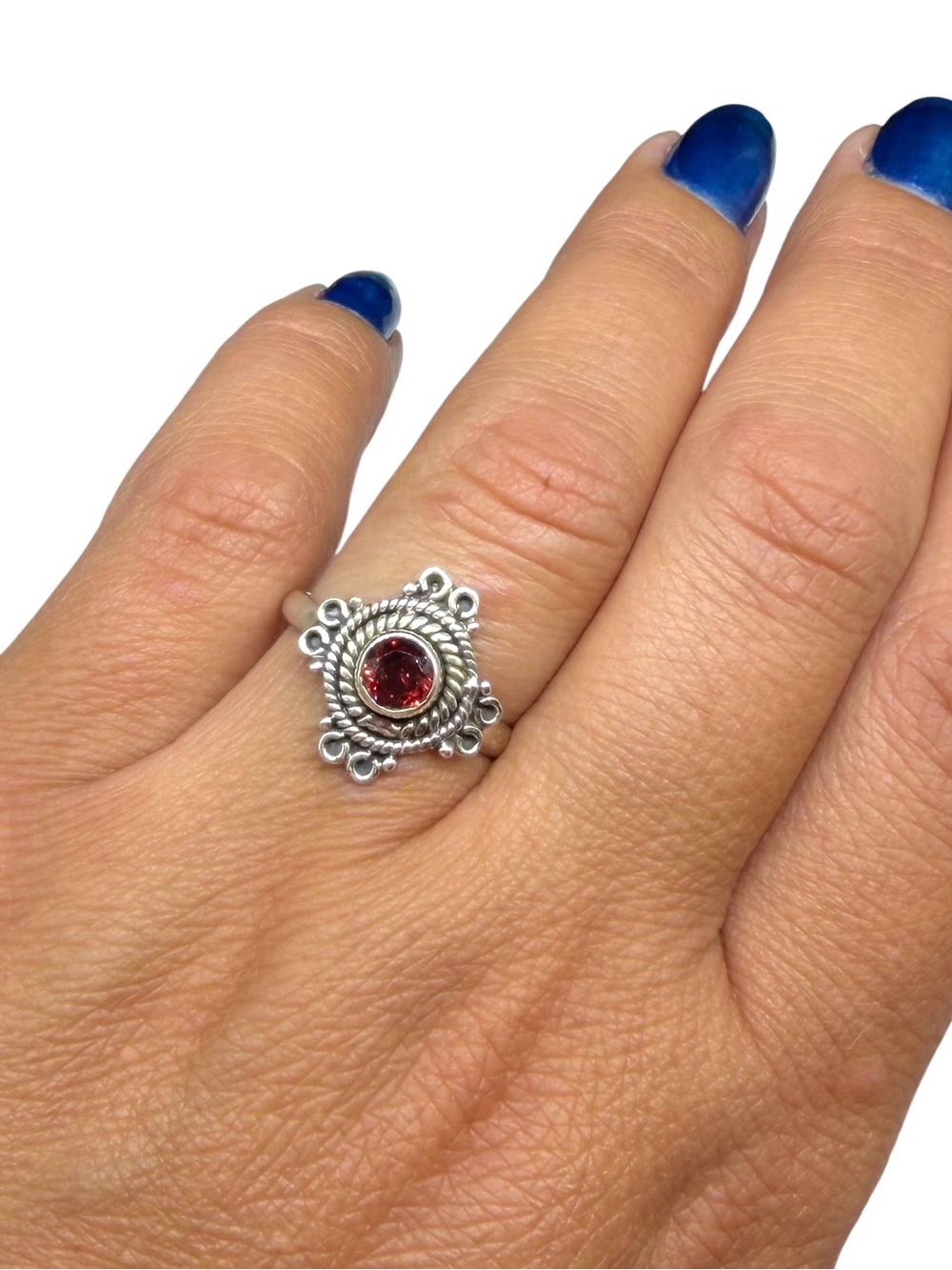 Garnet Ring Size 7 Solid 925 Sterling Silver - Picture 3 of 8